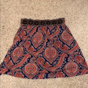 Cute navy and orange skirt!